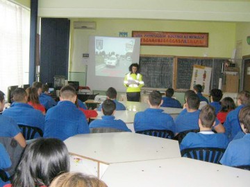 Peste 70 de minori dispăruţi sau daţi în urmărire, depistaţi de poliţişti